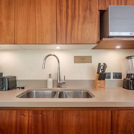 Copal Tulum Hotel Extérieur photo A kitchen with a double sink