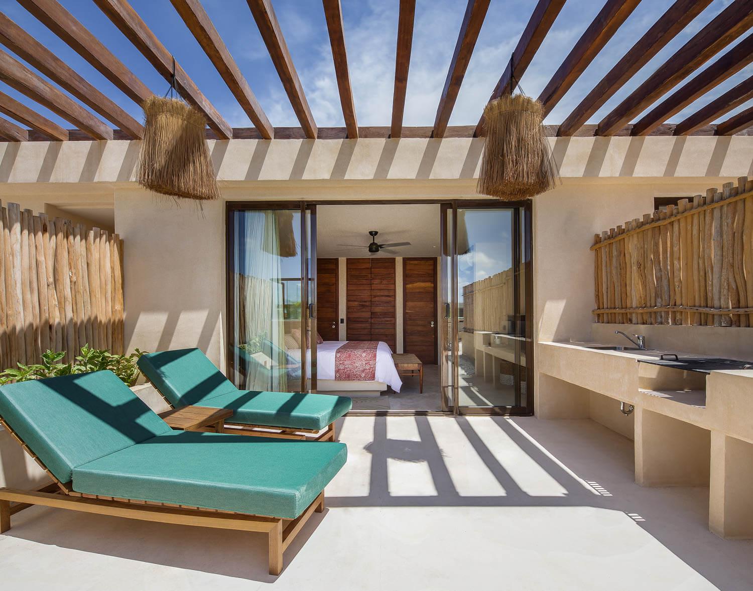 Copal Tulum Hotel Extérieur photo A rooftop suite at the Habitas Hotel in Tulum, Mexico